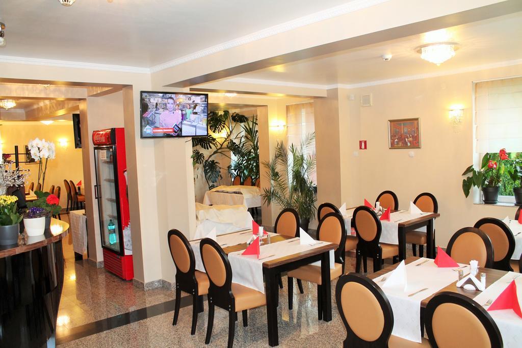 Hotel Crisalpin Poiana Brasov Extérieur photo
